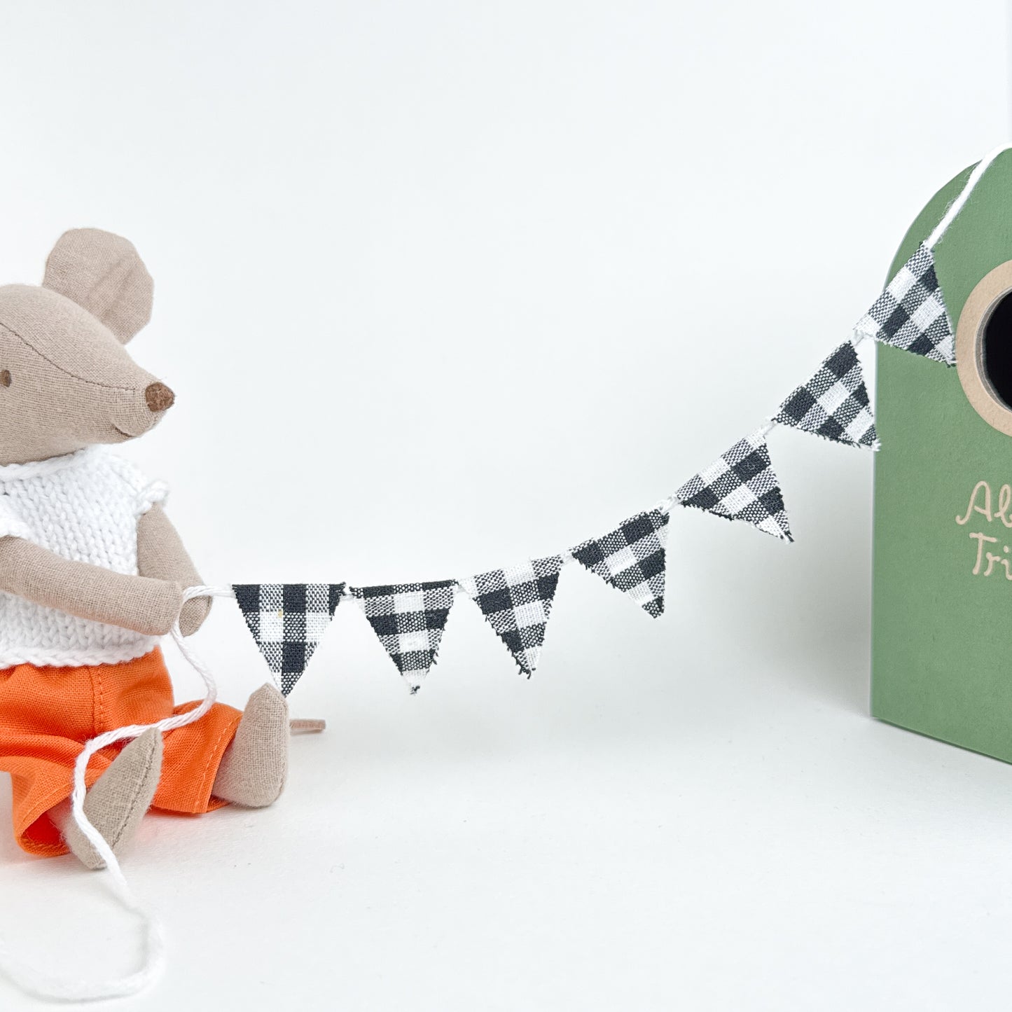 Check Bunting flags - Dollhouse Fabric Garland