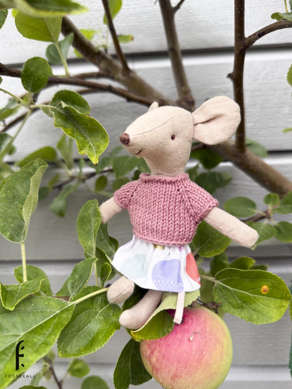 Handmade Cotton Tops for Maileg Mouse | Peach & Sky
