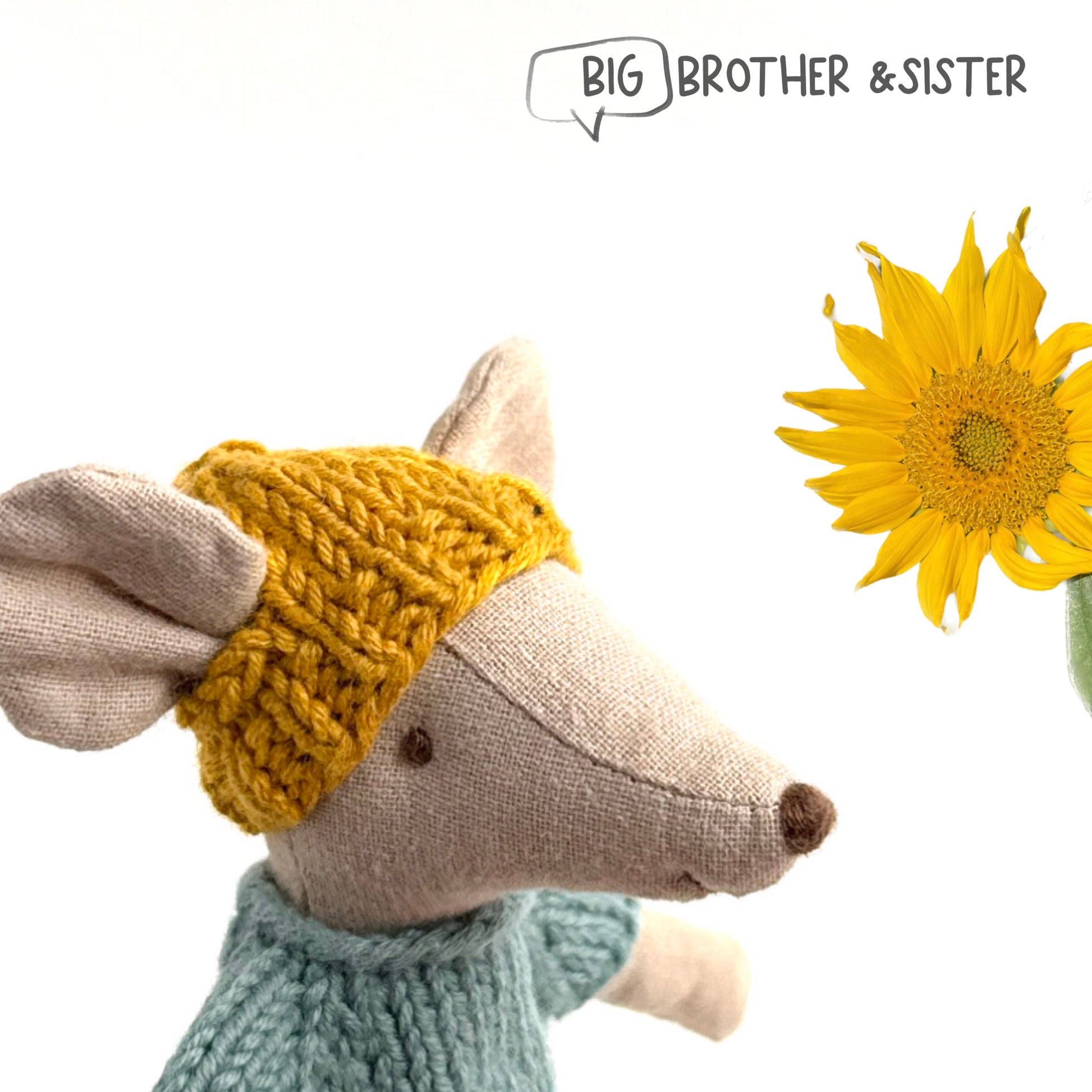 Hat for Maileg Mouse - mustard yellow