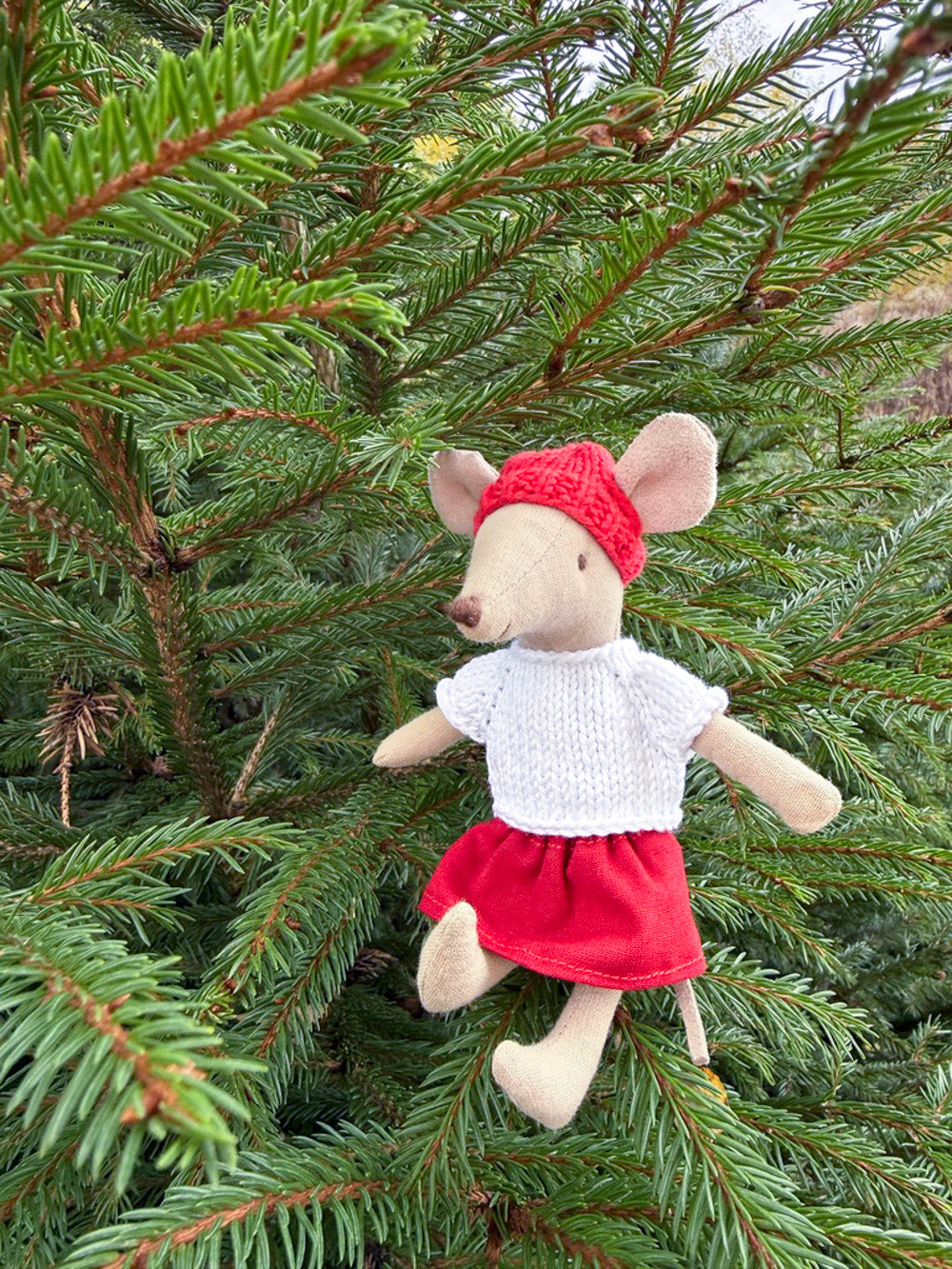 Winter Outfit for Maileg Mouse - Christmas Day