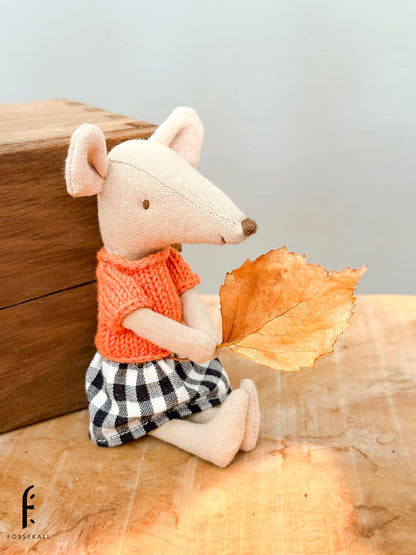 Handmade Cotton Tops for Maileg Mouse | Amber & Moss