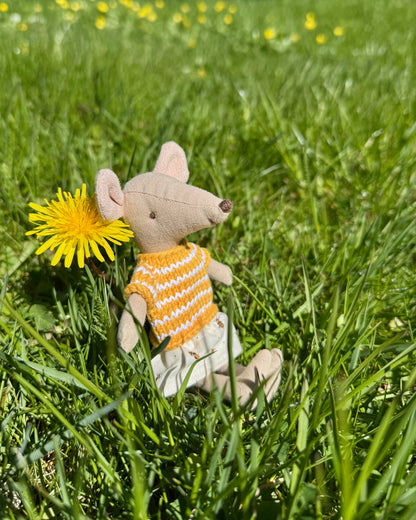 Outfit for Maileg Mouse - Busy Bee