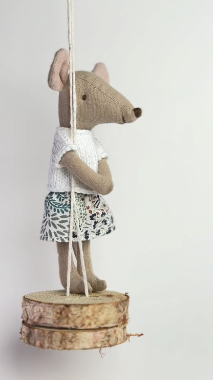 Skirt for Maileg Mouse - Tiny Blooms
