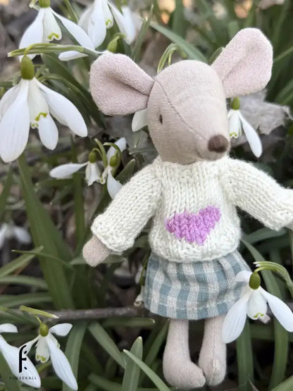 Sweater for Maileg Mouse - White with heart
